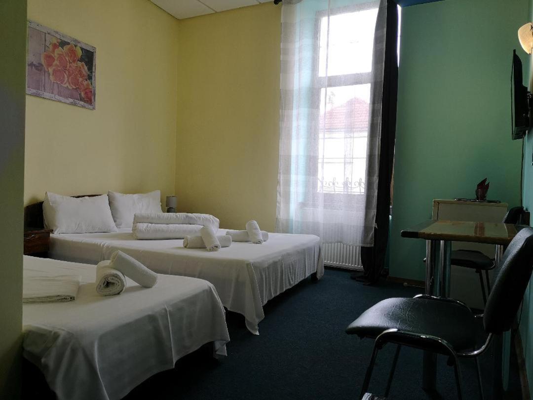 Pension Flamingo บราชอฟ ภายนอก รูปภาพ