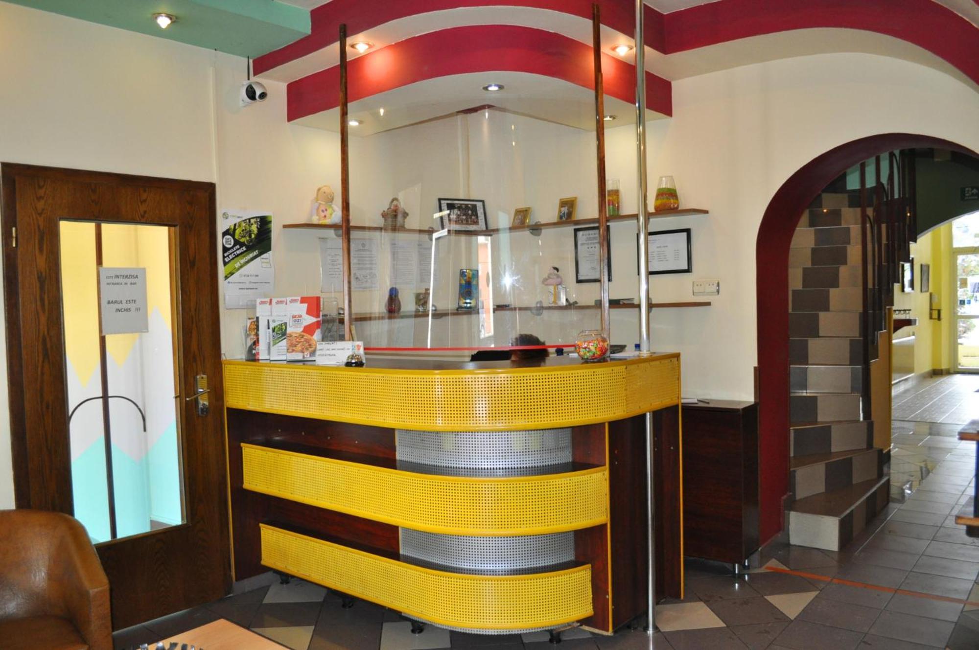 Pension Flamingo บราชอฟ ภายนอก รูปภาพ
