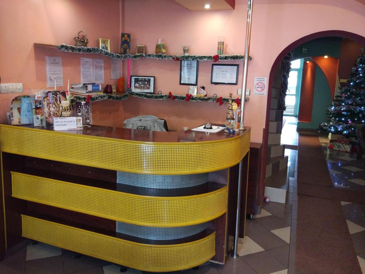 Pension Flamingo บราชอฟ ภายนอก รูปภาพ